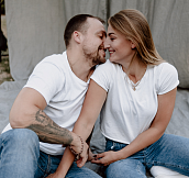 Андрей и Дарья Хапковы - о своей истории любви: «Муж каждый день делает маленькой романтической историей»