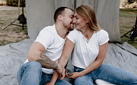 Андрей и Дарья Хапковы - о своей истории любви: «Муж каждый день делает маленькой романтической историей»