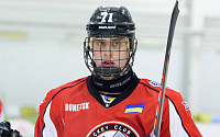Станислав Садовиков забросил свою дебютную шайбу в УХЛ!