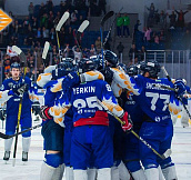 Команда украинского хоккеиста проведет серии плей-офф ВХЛ в Подмосковье