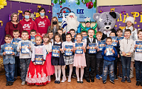 62 000 подарков для детей Донецкой области от ХК «Донбасс» и Фонда Бориса Колесникова
